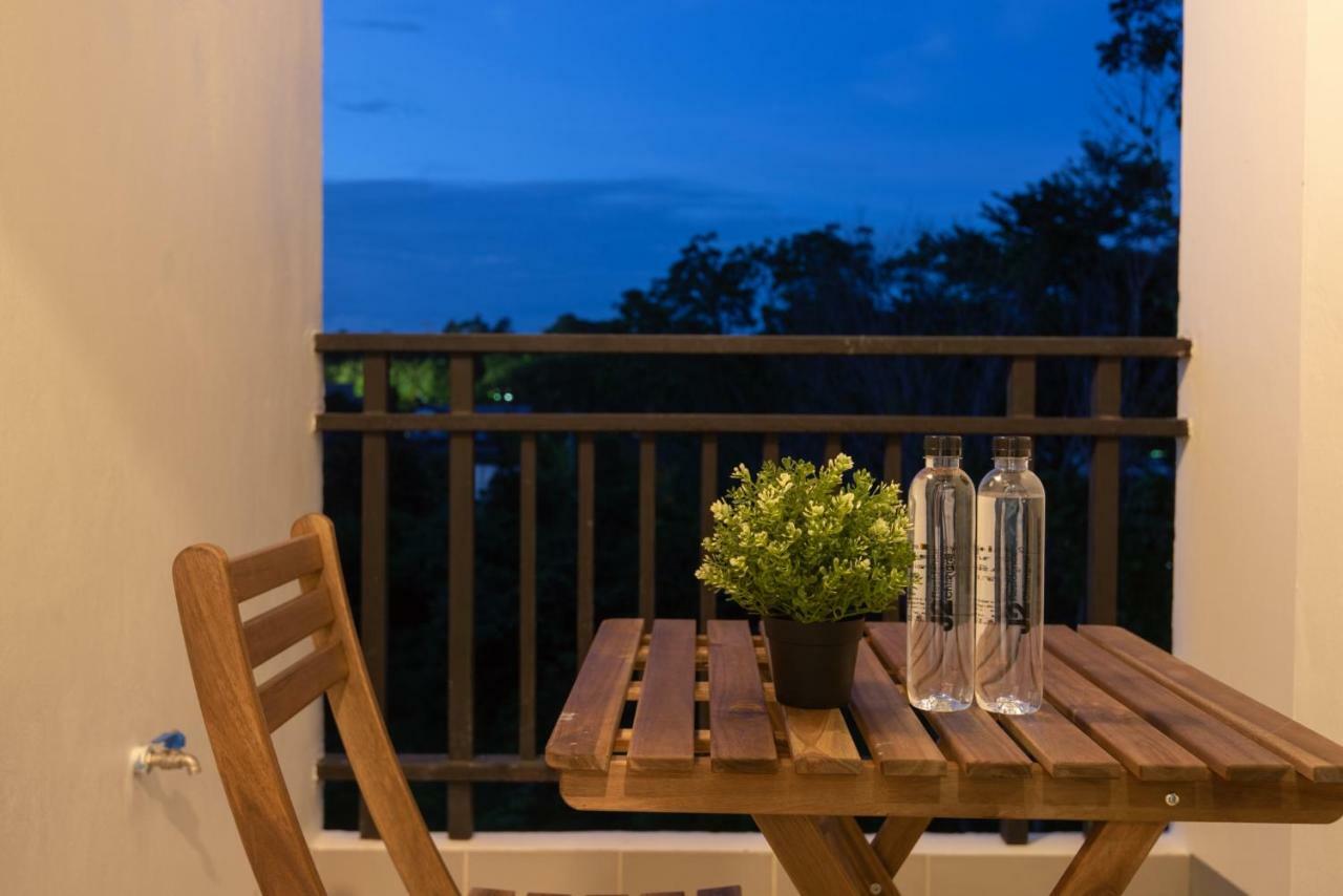 J2 Residence Csiangraj Kültér fotó